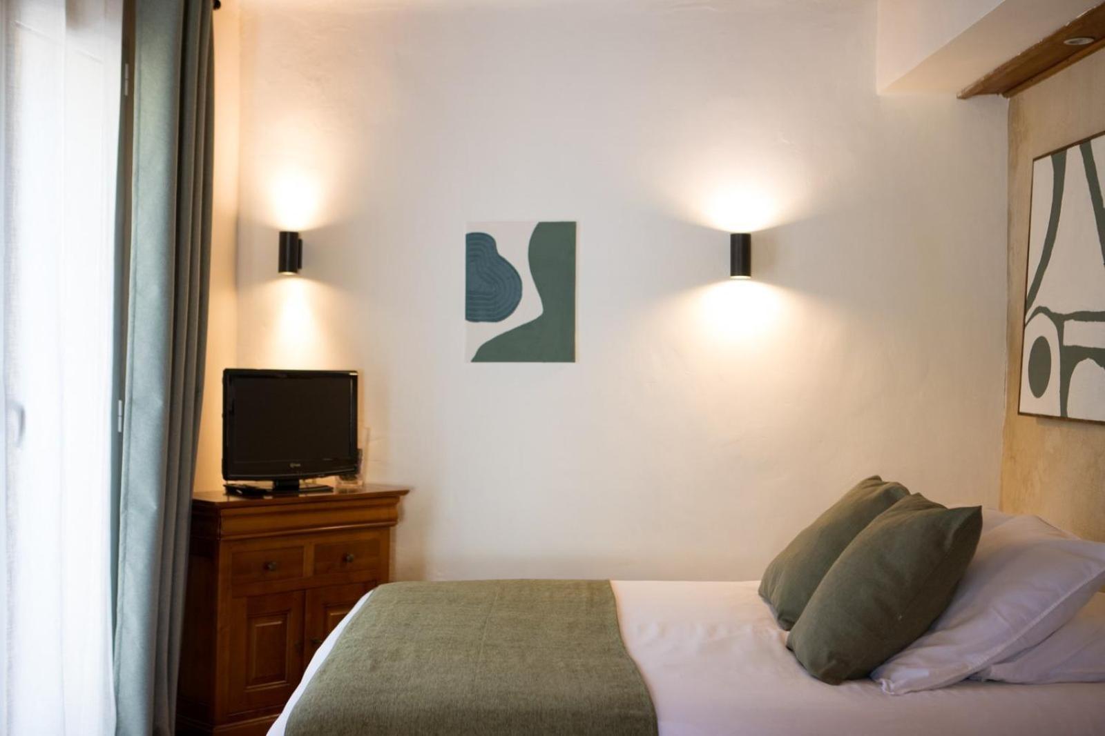 In Provence Hotel - Experience Atypique Venelles Exterior photo